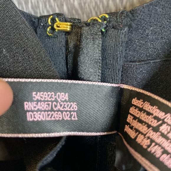 Victoria's Secret Bondage Corset in Black - Picture 5 of 6